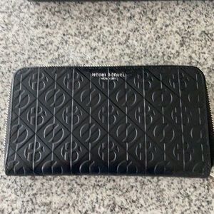Henri Bendel Empire Wallet in Black